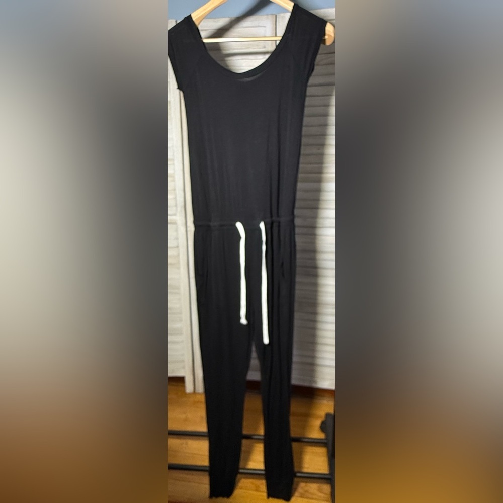 MED VICI Weekend Worthy Pocketed Drawstring Jumpsuit - Picture 3 of 5